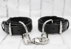 USA Made Black Doubled Leather Horse Hobbles Chain