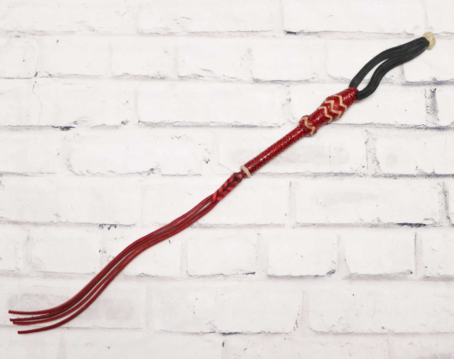 Red Natural Cuero Trenzado Cuarta Quirt Braided Rawhide 3 Red Natural Cuero Trenzado Cuarta Quirt Braided Rawhide