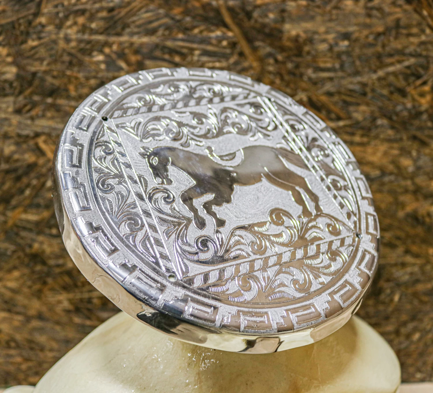 Caballo 3D Herraje Acero Montura Charra Fuste Tree 5 Caballo 3D Herraje Acero Montura Charra Fuste Tree - Image 3